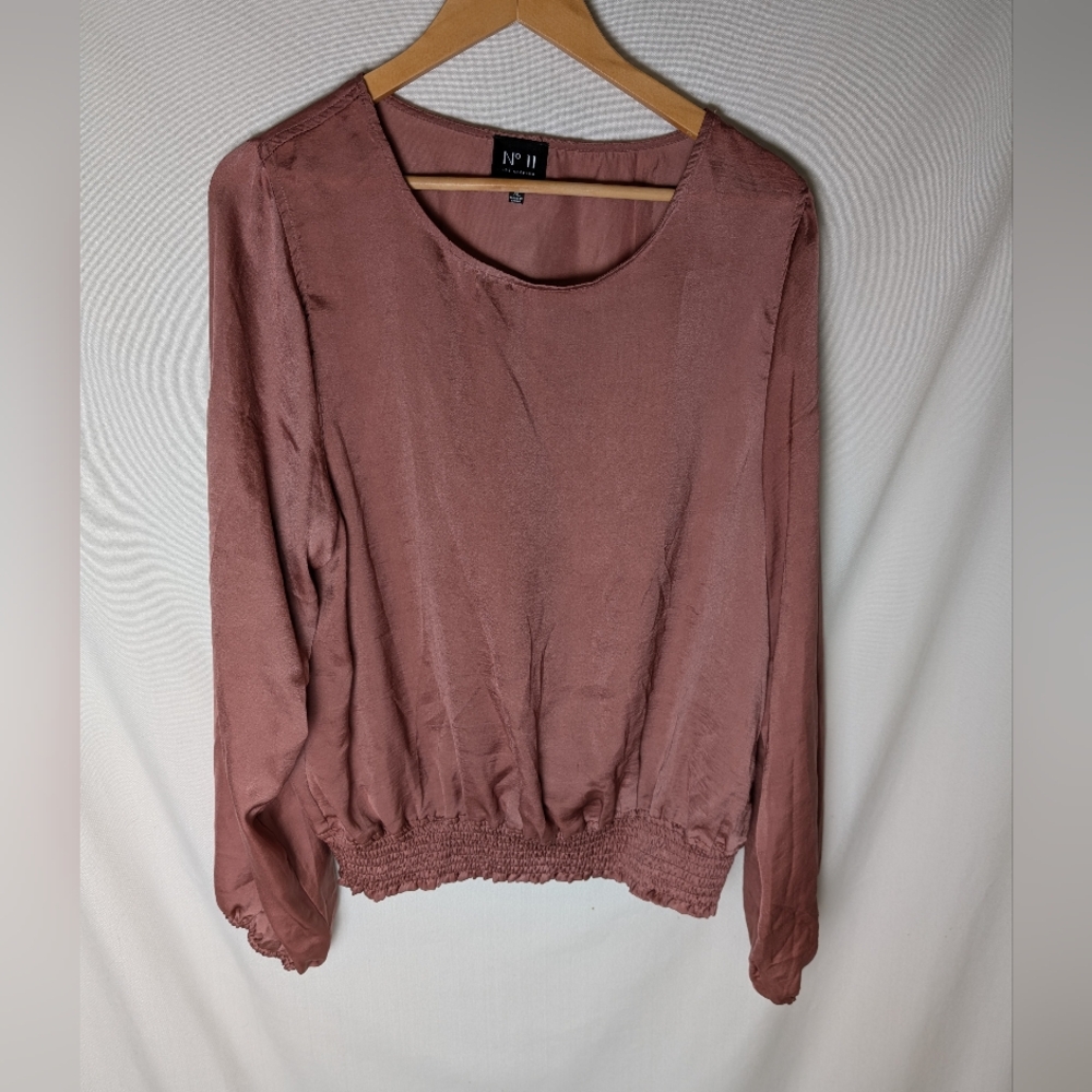 No. 11‎ Pink Satin Long Sleeve Blouse Size Large